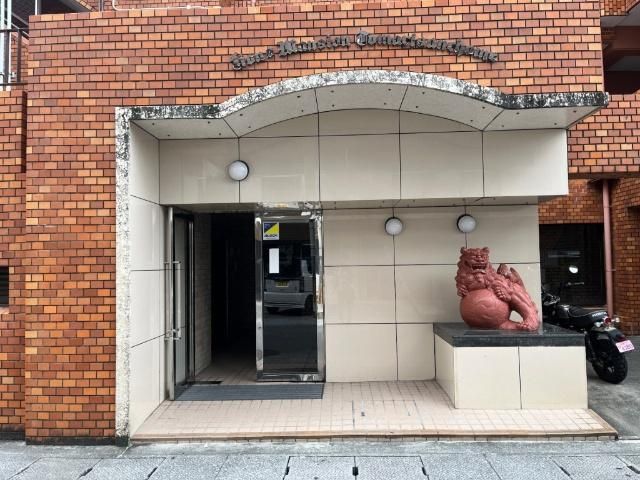 1LDK Apartment for Sale in Tomari, Naha City, Okinawa - Thumbnail 3