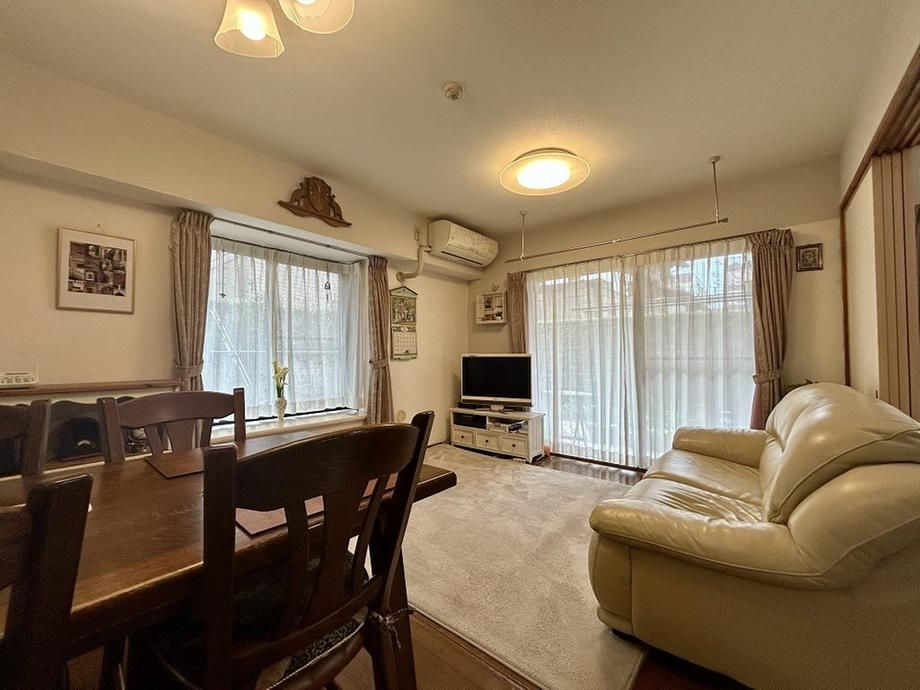 3LDK Apartment with Private Garden in Funabashi, Chiba - Thumbnail 2