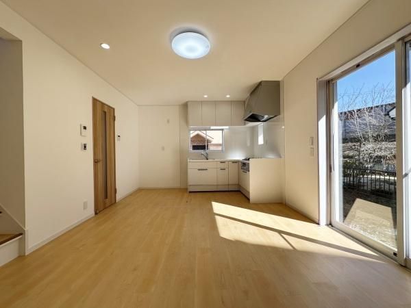 Renovated 4LDK House for Sale in Hachioji, Tokyo - Thumbnail 4