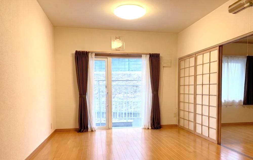 3LDK Apartment for Sale in Sumikawa, Minami-ku, Sapporo - Thumbnail 3