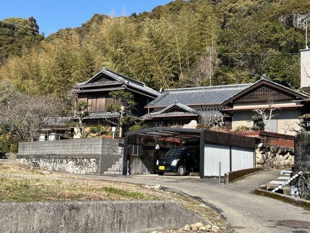 6LDK Resale House in Haruno-cho, Kochi City on 804.2 sqm Land - Thumbnail 2