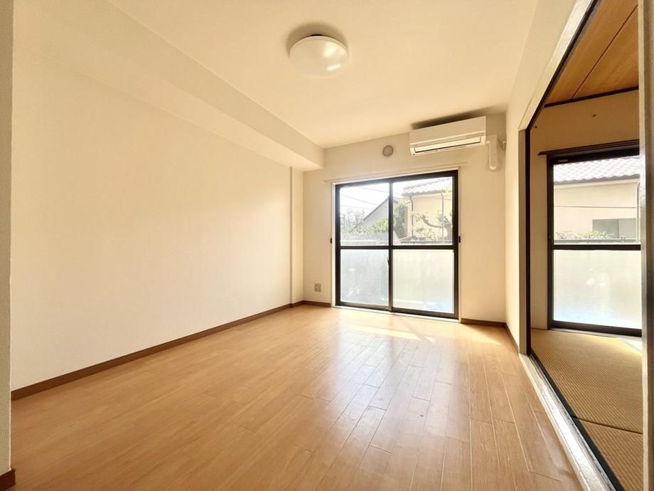 3DK Apartment for Sale in Totsuka, Yokohama - 57m2 - Thumbnail 2