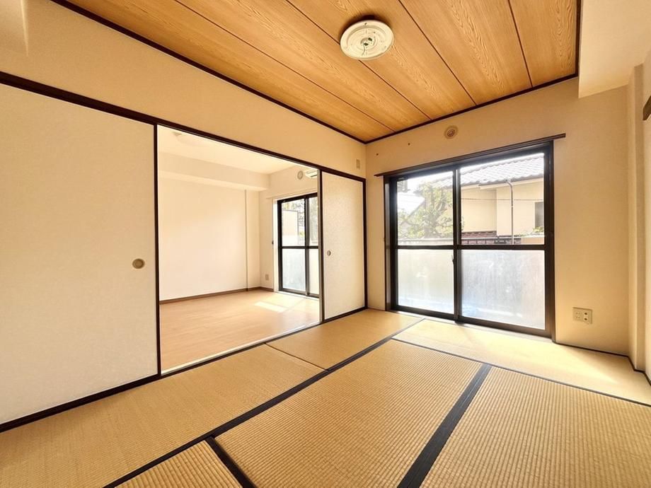 3DK Apartment for Sale in Totsuka, Yokohama - 57m2 - Thumbnail 4