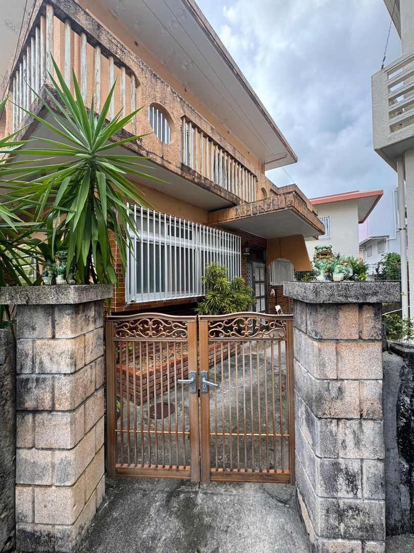 5LDK Detached House for Sale in Urasoe, Okinawa 172.88 sqm Land - Thumbnail 2