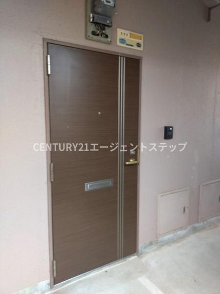 Renovated 1R Apartment in Miyazaki City, Miyazaki - Thumbnail 2