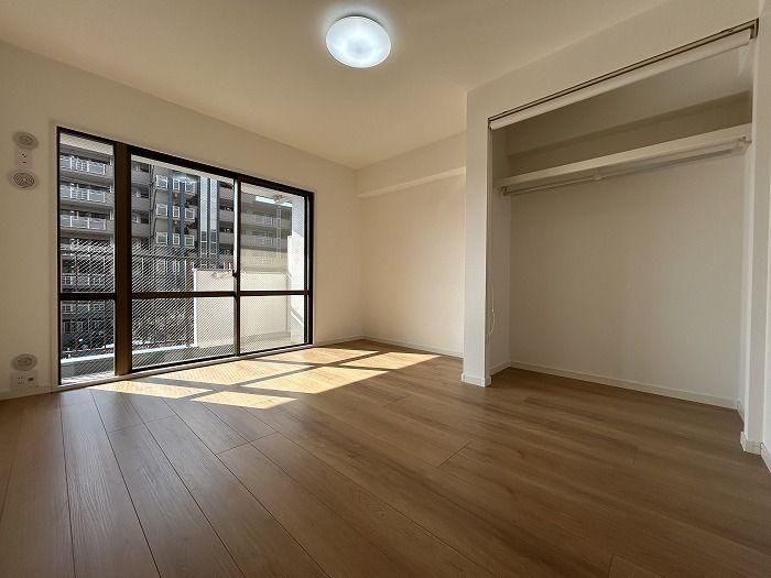 3LDK South-Facing Apartment in Dazaifu, Fukuoka - Thumbnail 3