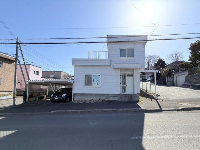 4LDK Detached House for Sale in Nishi Ward, Sapporo - Thumbnail 3