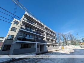 2LDK Apartment for Sale in Chuo-ku, Sapporo Near Nakajima-Koen Station - Thumbnail 2