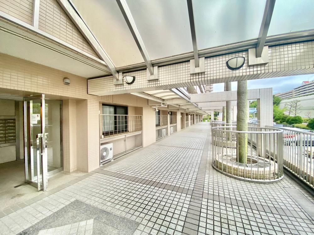 4LDK Apartment for Sale in Nōkendai, Yokohama - 45.99 Million Yen - Thumbnail 3