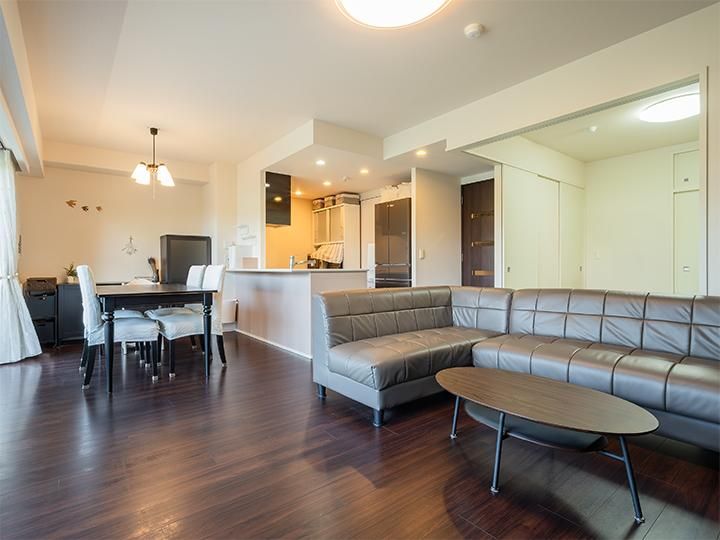 BrilliaCity Yokohama Isogo 3LDK Apartment for Sale - Thumbnail 2