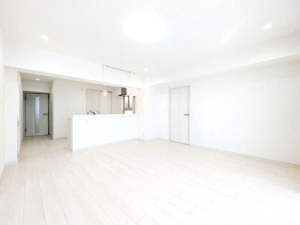 Renovated 4LDK Apartment in Yokohama, Minami-ku - 83.61m2 - Thumbnail 3