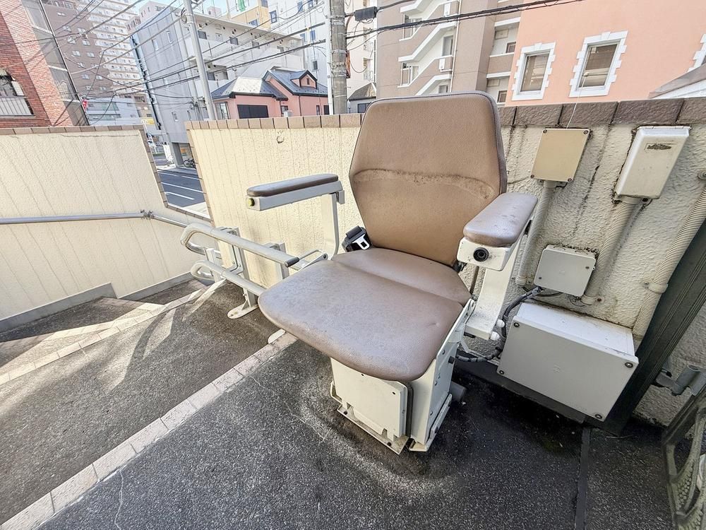 7LDK House with Rooftop & Parking Income in Hachioji, Tokyo - Thumbnail 2