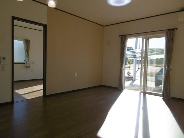 Modern 5LDK+S House in Harukazedai, Tsukuba, Ibaraki - Thumbnail 4