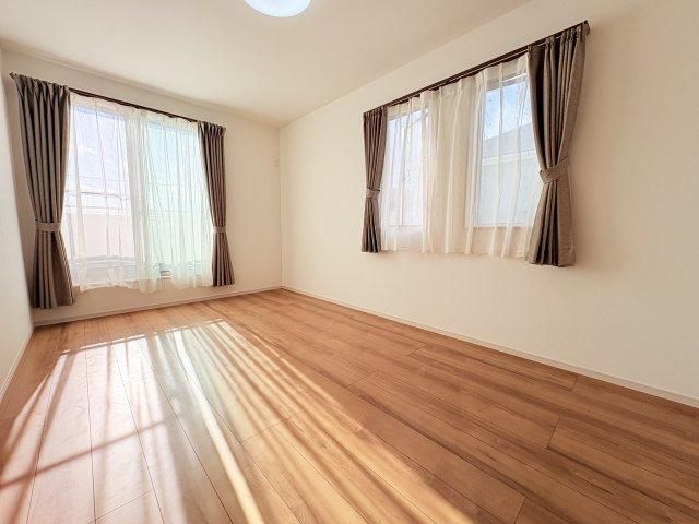 4LDK Modern House Near Misakiguchi Station, Miura - Thumbnail 3