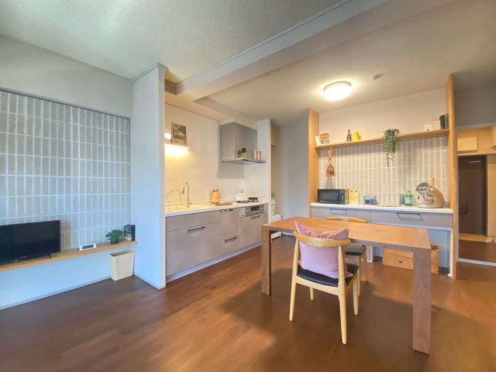 Renovated 2LDK Apartment Near Sendai Station - Thumbnail 4