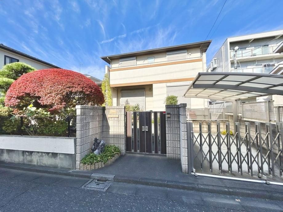 4LDK Detached House for Sale in Minami-ku, Saitama City - Thumbnail 2