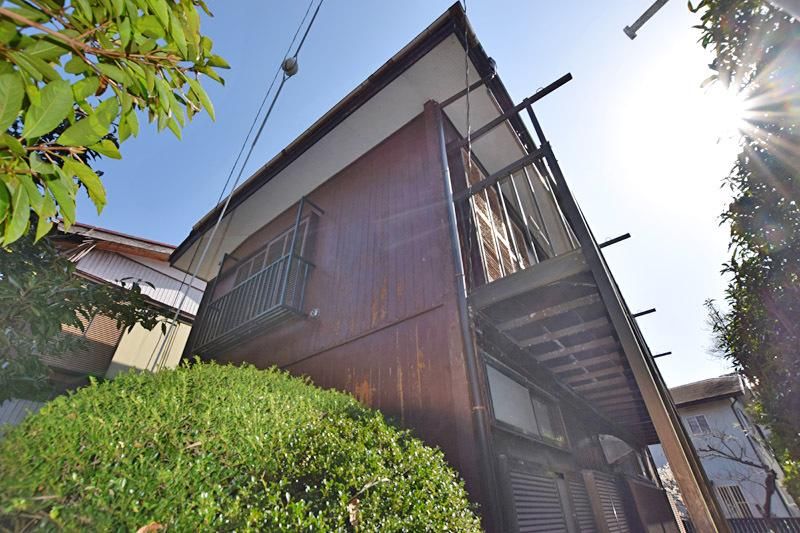 Spacious 8DK House in Kamakura with Mountain Views - Thumbnail 2