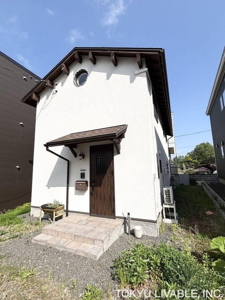 3LDK House for Sale in Ebetsu, Hokkaido - 101m2 - Image 1
