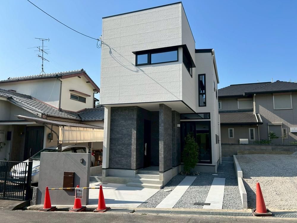 Newly Built 2LDK+S Concept House in Matsugaoka, Takatsuki - Thumbnail 2