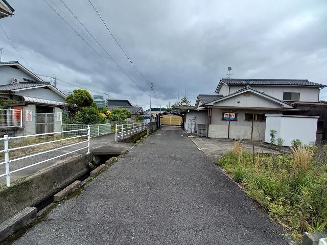 5LDK Renovated House for Sale in Fukuyama, Hiroshima - Thumbnail 3