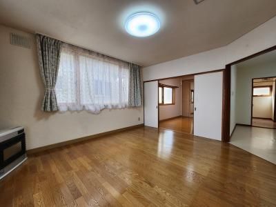 3LDK Detached House in Hakodate, Hokkaido – 8.95 Million Yen - Thumbnail 3