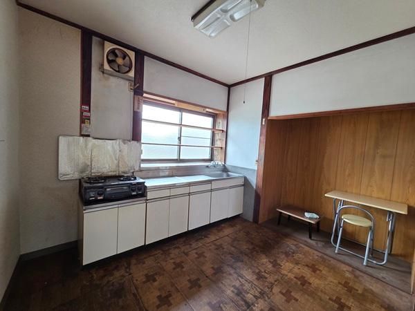 4DK Detached House for Sale in Tsubame City, Niigata - Thumbnail 3