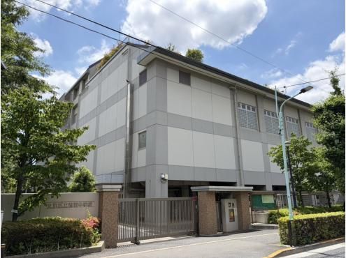 3LDK Apartment for Sale in Bunkyo-ku, Tokyo - 85.55m2 - Thumbnail 3