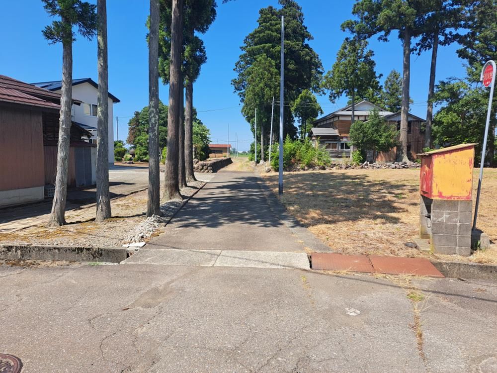 Land for Sale in Joetsu City, Niigata – 976 sqm Plot - Thumbnail 3