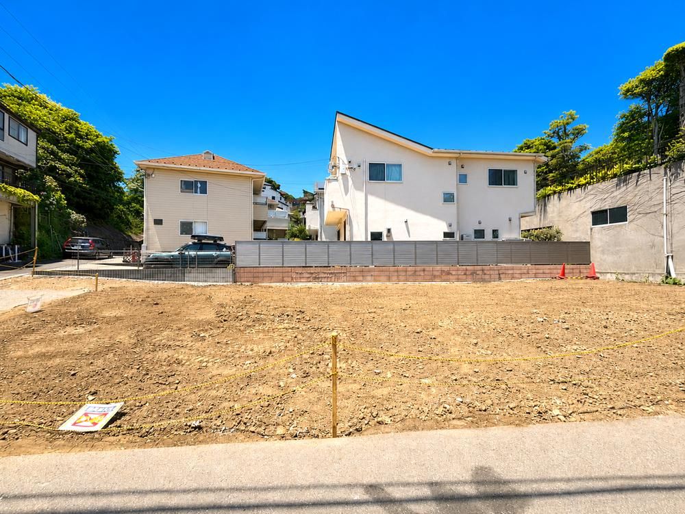 Land for Sale in Yokohama Naka Ward – 245 sqm Corner Lot - Thumbnail 2