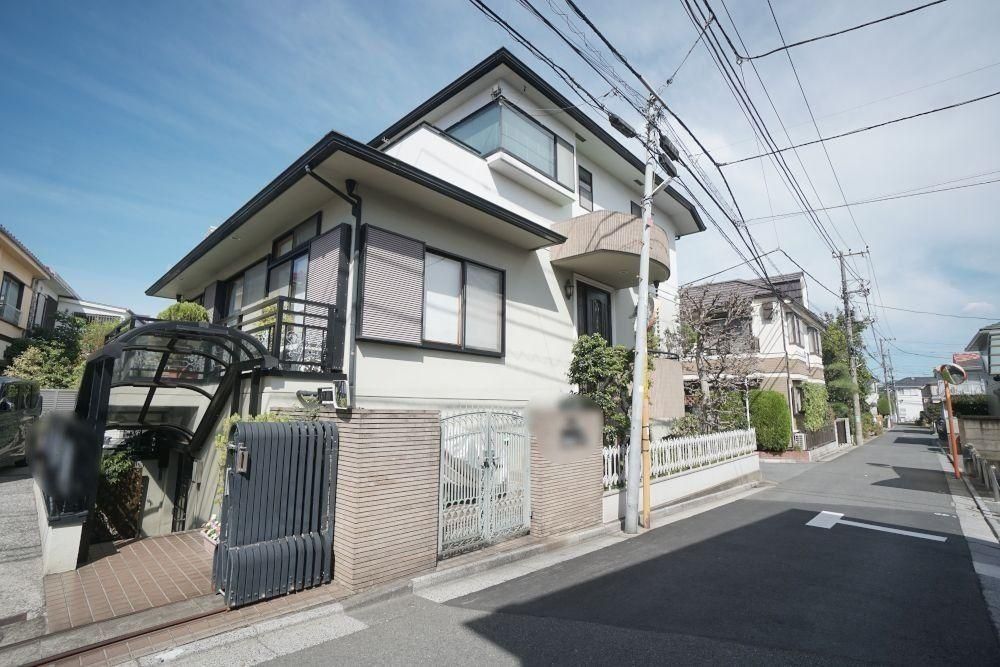 5LDK House for Sale in Mitaka, Tokyo - 266 sqm on Corner Lot - Thumbnail 2