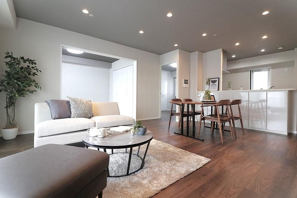 4LDK Apartment for Sale in Higashiosaka, Osaka - Claires Yawatanosato Soleil - Thumbnail 3
