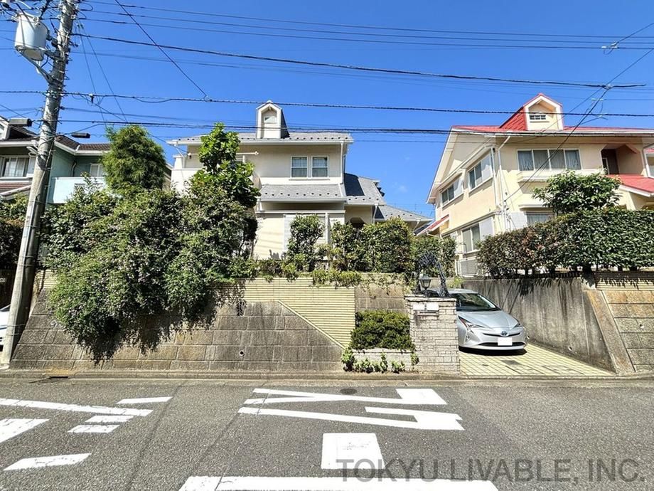 4LDK Detached House for Sale in Izumi Ward, Yokohama - Thumbnail 3