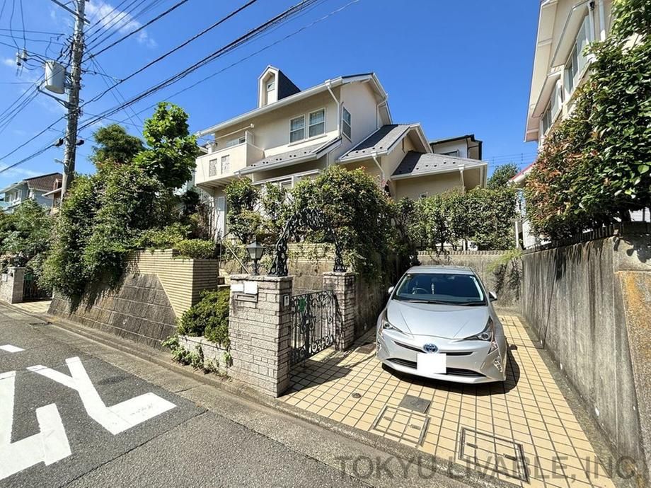 4LDK Detached House for Sale in Izumi Ward, Yokohama - Thumbnail 2