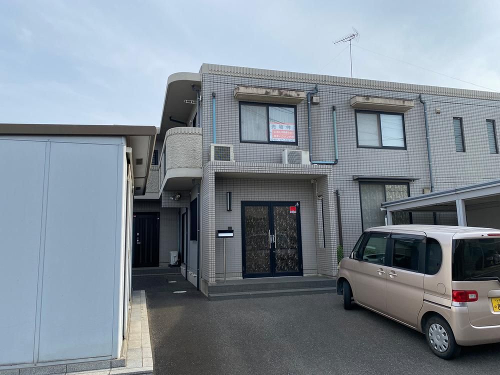 4LDK+S House for Sale in Koga, Ibaraki - 225 sqm - Thumbnail 2