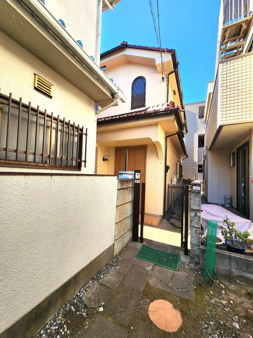 3LDK+S Detached House for Sale in Musashino City, Tokyo - Thumbnail 2