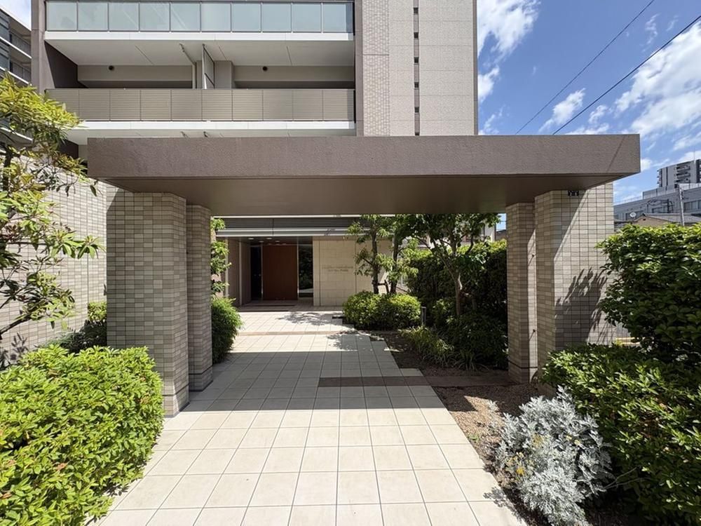 3LDK Apartment for Sale in Atsugi, Kanagawa – 76m² Corner Unit - Thumbnail 2