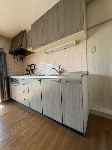 2LDK Apartment for Sale in Asahi Ward, Yokohama - Thumbnail 4
