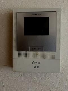 Renovated 3DK Apartment for Sale in Yokohama Asahi Ward - Thumbnail 2