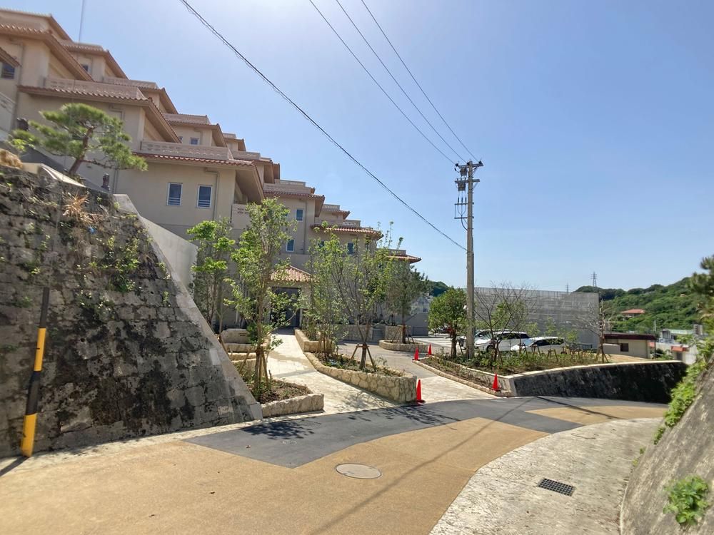 2LDK Apartment for Sale in Shuri Kinjo-cho, Naha City, Okinawa - Thumbnail 4