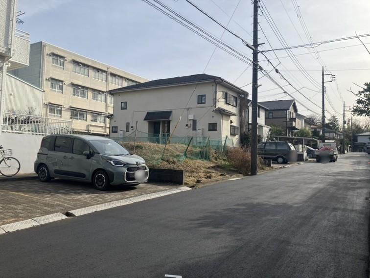 206m2 Land for Sale in Tsuzuki-ku, Yokohama Near Center-Kita Station - Thumbnail 2