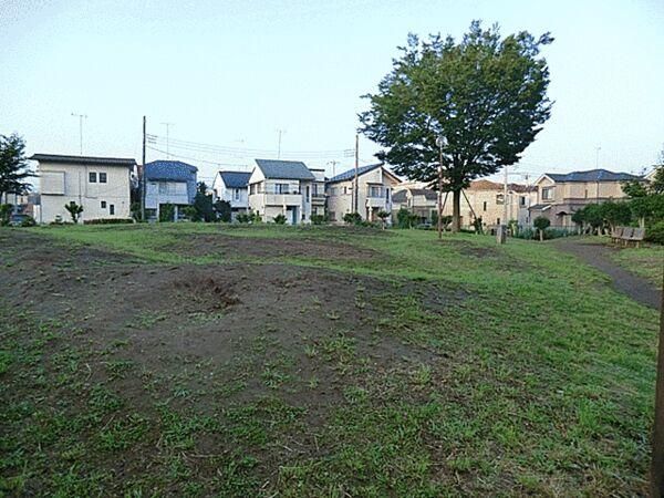 Land for Sale in Tobitakyu, Chofu - 3 Min Walk to Keio Line - Thumbnail 2