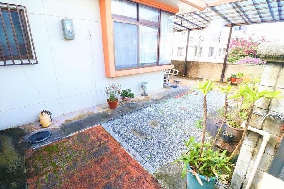 4LDK RC House in Urasoe, Okinawa - 205m2 Land - Thumbnail 2