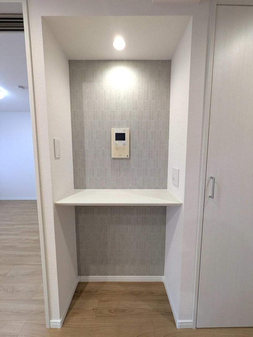 Renovated 3LDK Apartment in Sapporo's Teine-ku for 22.9 Million Yen - Thumbnail 3