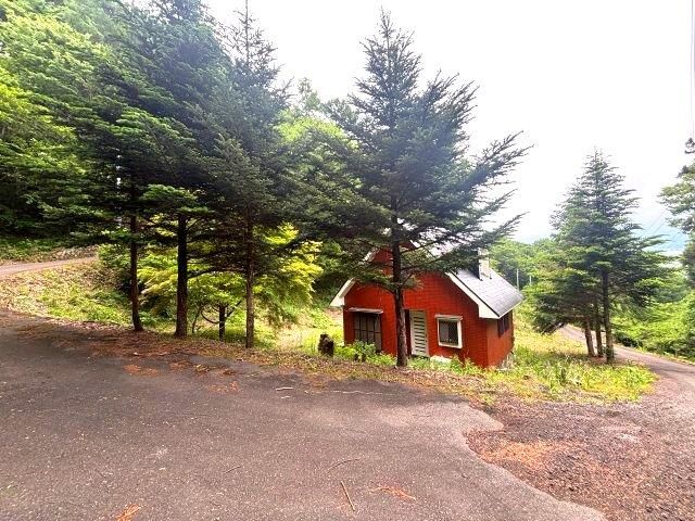 Used 1LK Detached House on Large Land in Miyota, Nagano - Thumbnail 3