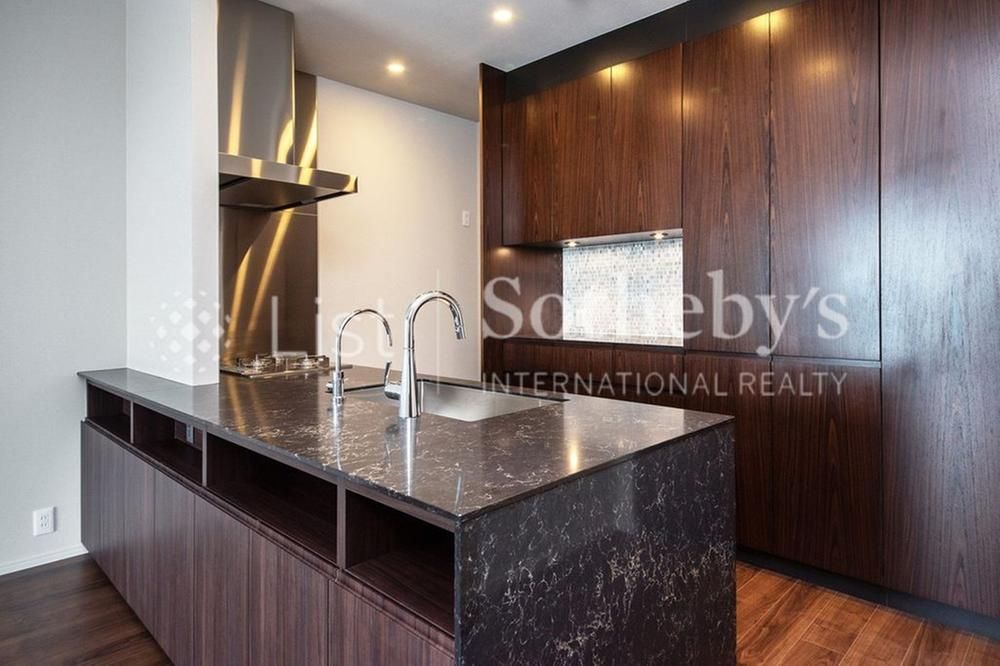 New 3LDK Apartment in Harumi Flag, Chuo City, Tokyo - 87.59m2 - Thumbnail 4