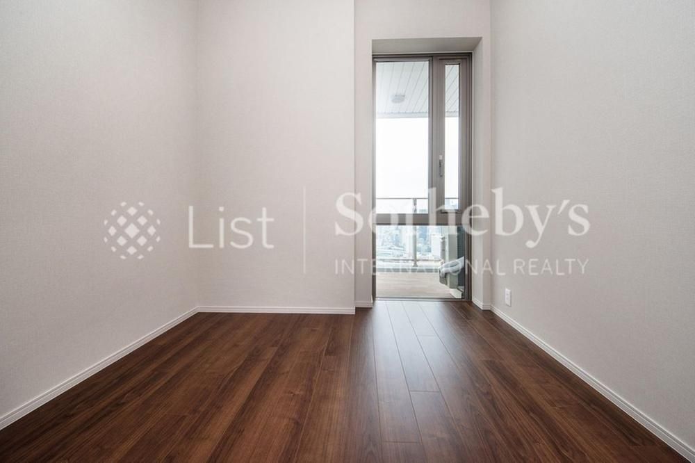 New 3LDK Apartment in Harumi Flag, Chuo City, Tokyo - 87.59m2 - Thumbnail 3
