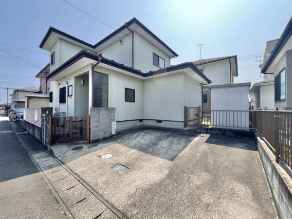 Renovated 4LDK House with Garden in Sendai Miyagino - Thumbnail 2