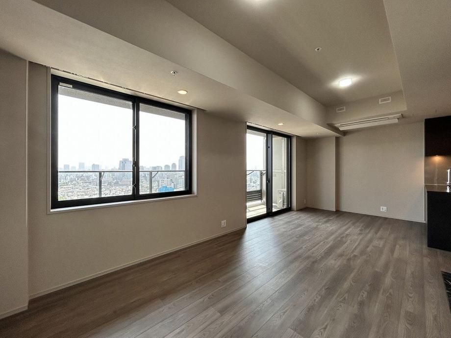 Proud Tower Shibuya 2LDK Apartment for Sale in Shibuya-ku, Tokyo - Thumbnail 2