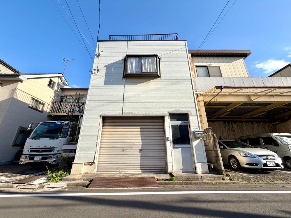 4LDK House for Sale in Edogawa-ku, Tokyo - 162m² - Thumbnail 2
