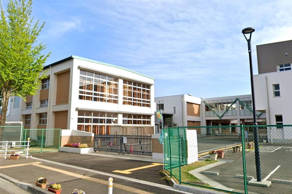 6DK House with 104 Tsubo Land Near Iwakiri Station, Sendai - Thumbnail 4